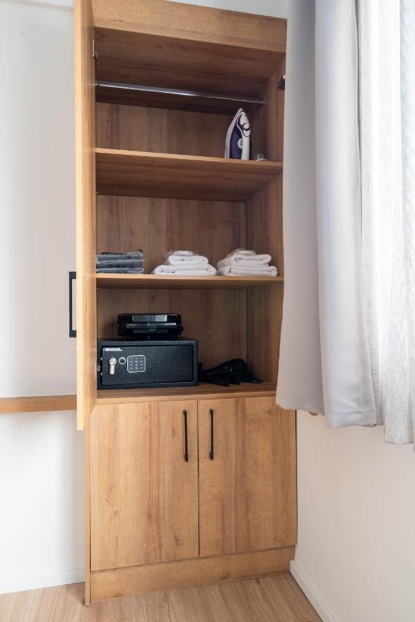 Apartment Ermou 40